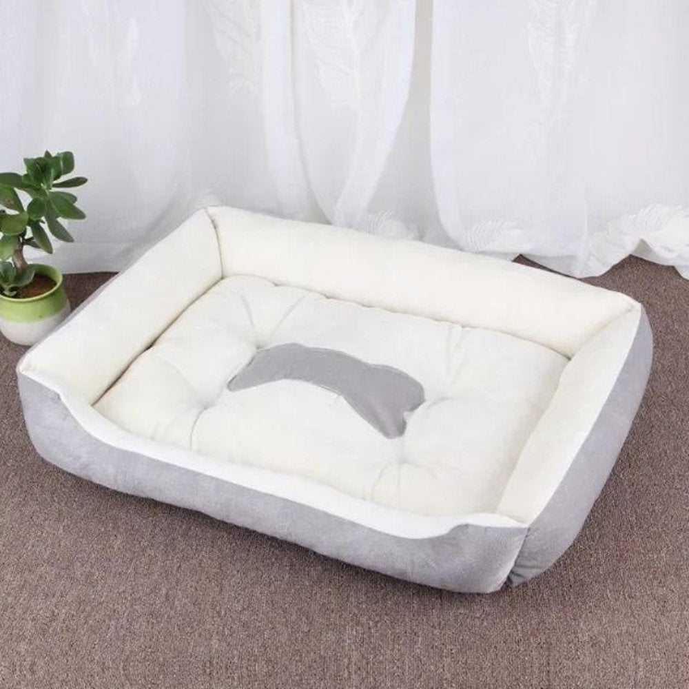 SnuggleNest • Warm and Cozy Dog Bed
